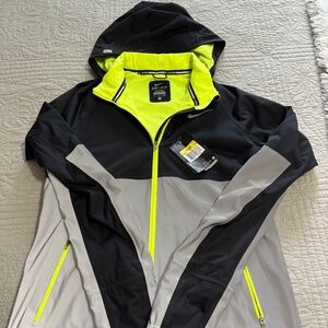 NIKE Womens Dri-Fit  Running Jacket...NWT